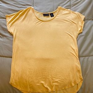Yellow short sleeve top